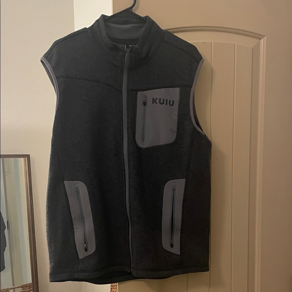 KUIU Black and Gray Sleeveless Vest - company logo on back